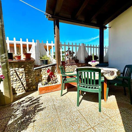 Casa Del Sole Apartment Campofelice Di Roccella Luaran gambar