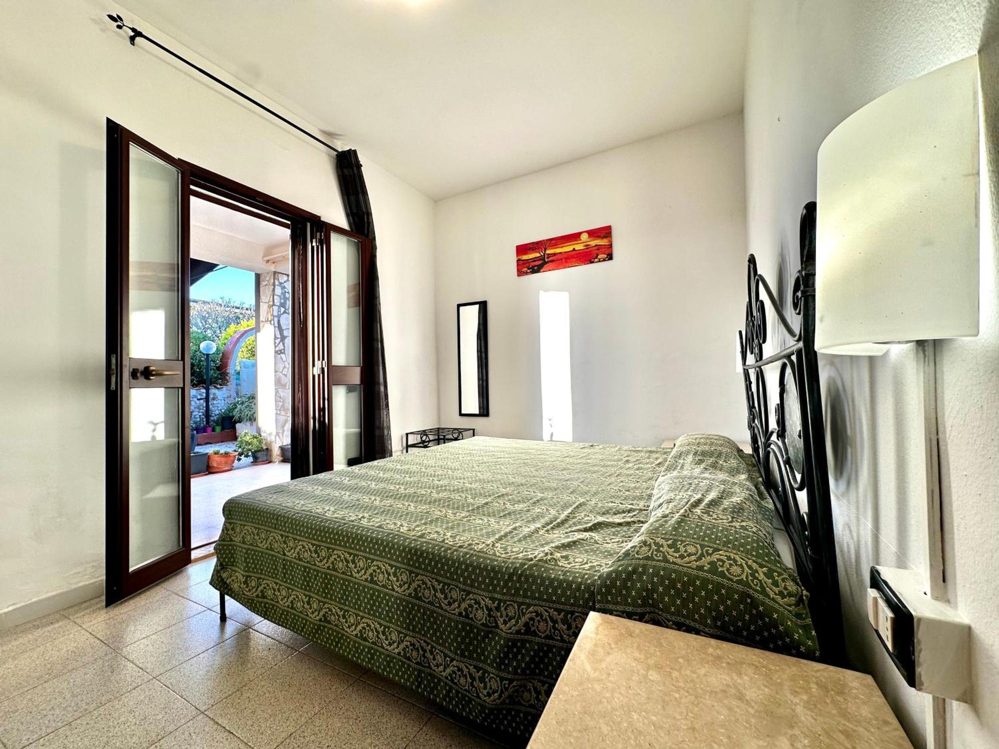 Casa Del Sole Apartment Campofelice Di Roccella Luaran gambar