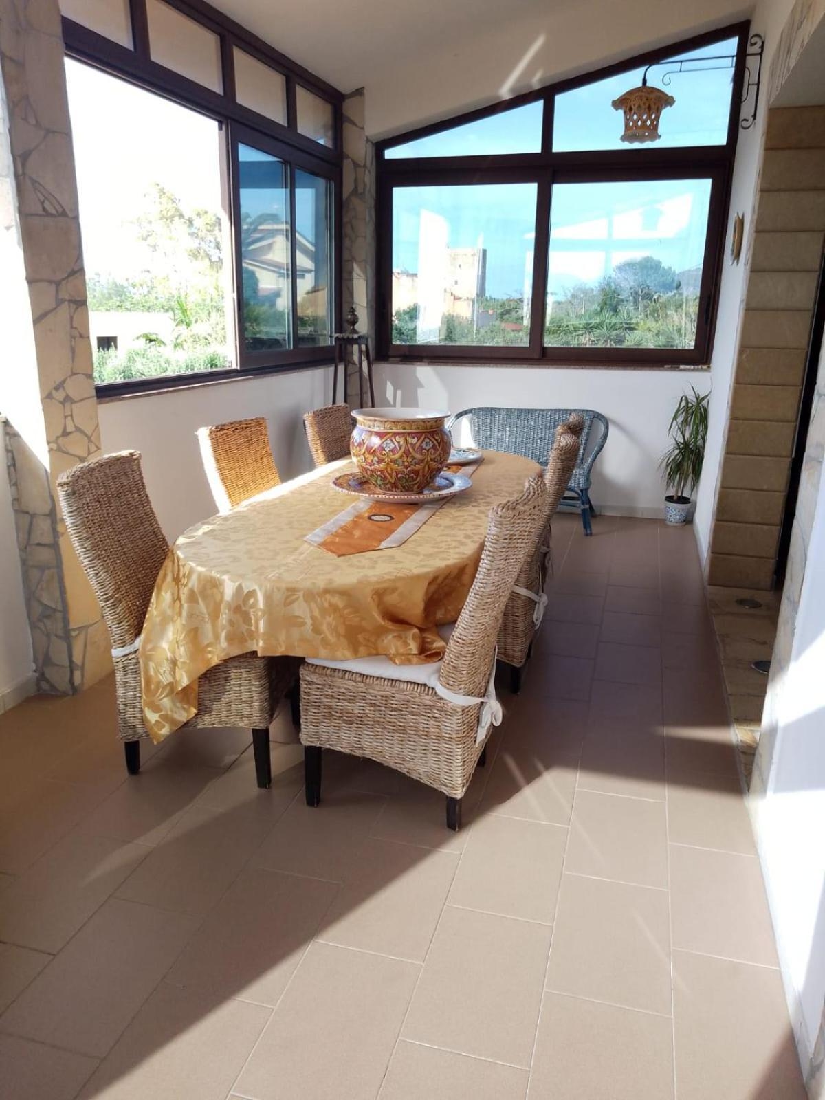 Casa Del Sole Apartment Campofelice Di Roccella Luaran gambar