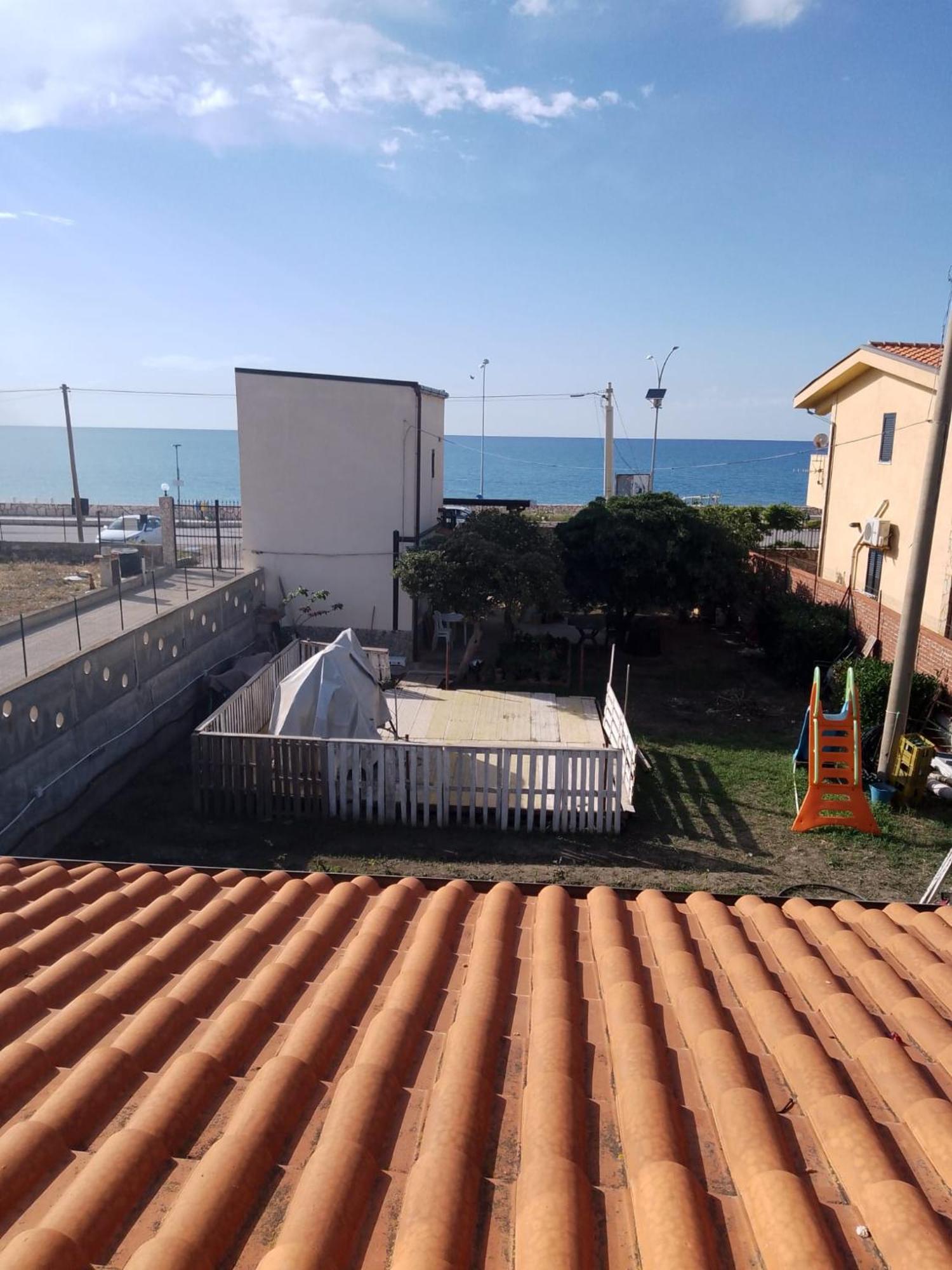 Casa Del Sole Apartment Campofelice Di Roccella Luaran gambar